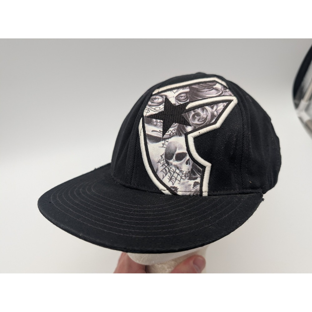 Famous Stars and Straps Flexfit Hat Black Skull Graphic Logo L-XL